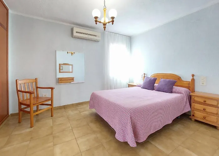 2 Bedroom Stunning In Ferienhaus Almassora