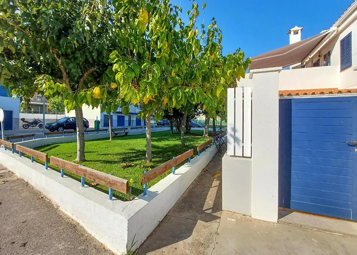 2 Bedroom Stunning In