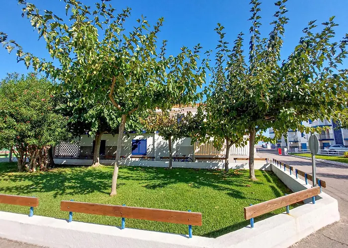 2 Bedroom Stunning In Ferienhaus Almassora