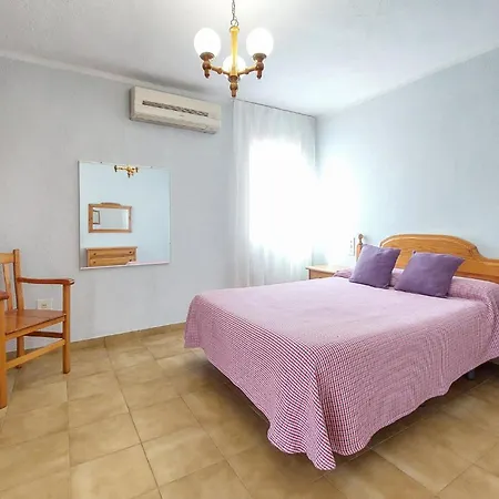 2 Bedroom Stunning In Vakantiehuis Almazora