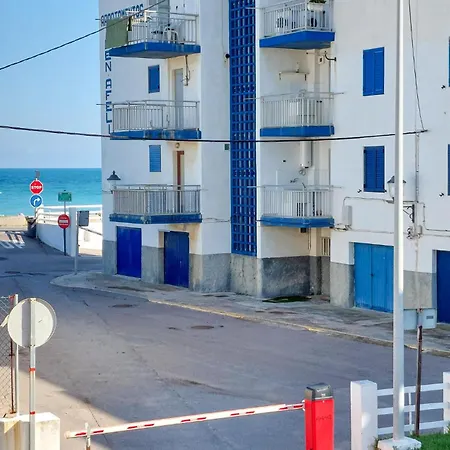 2 Bedroom Stunning In Vakantiehuis Almazora