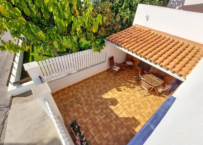 2 Bedroom Stunning In