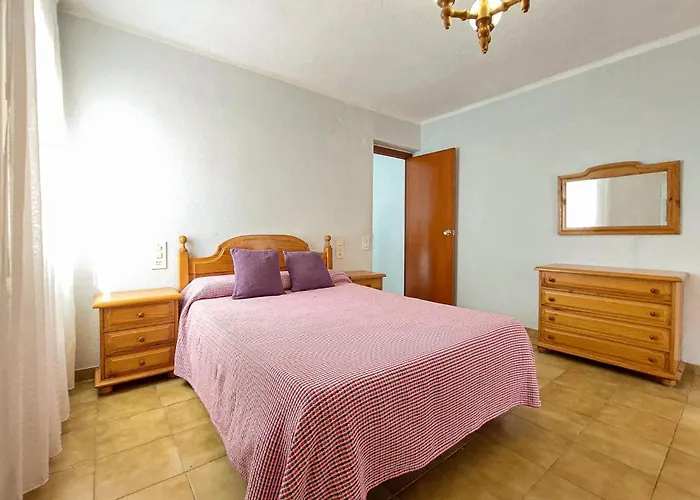Дом отдыха 2 Bedroom Stunning In